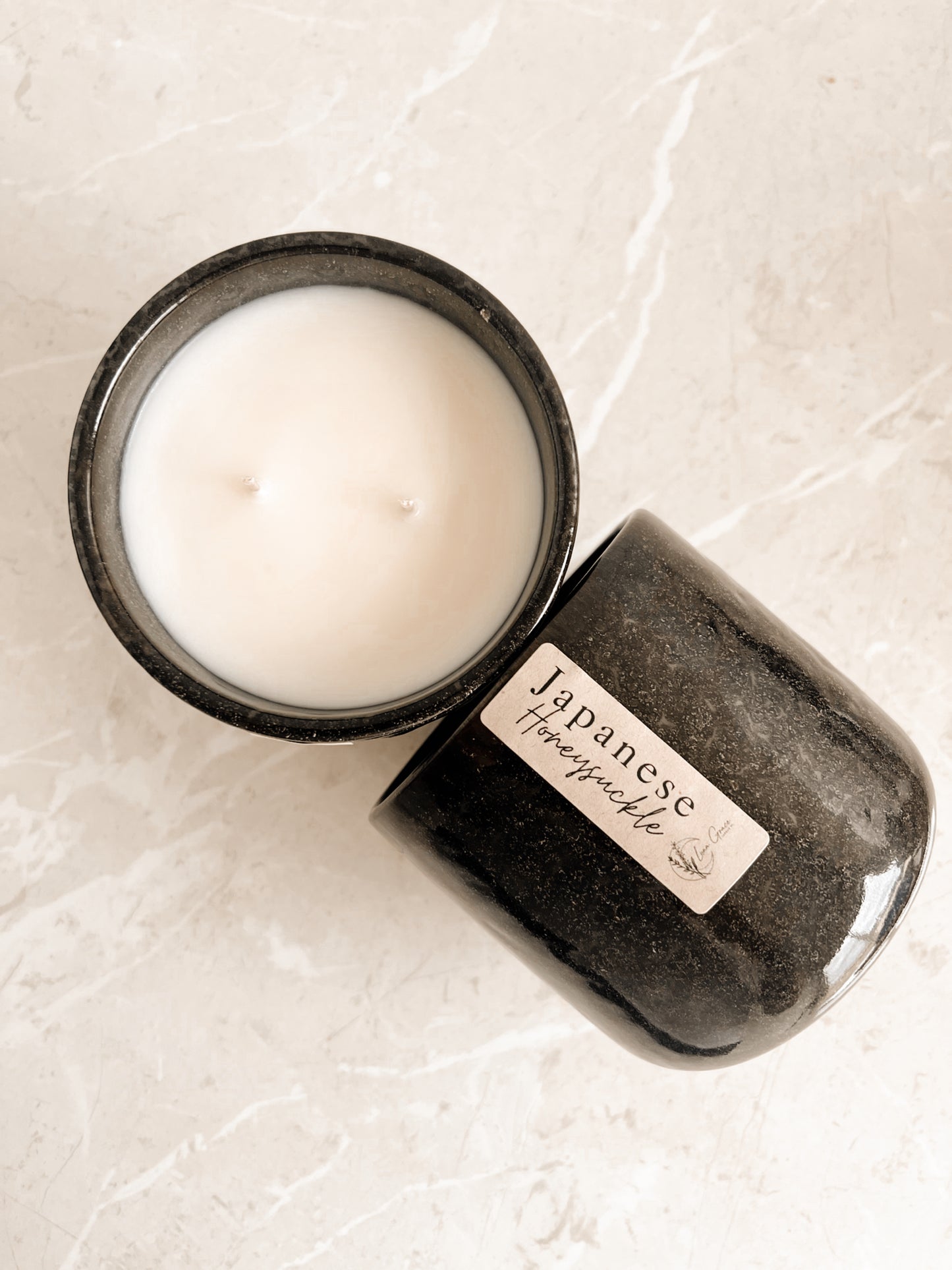 Umbra Candle
