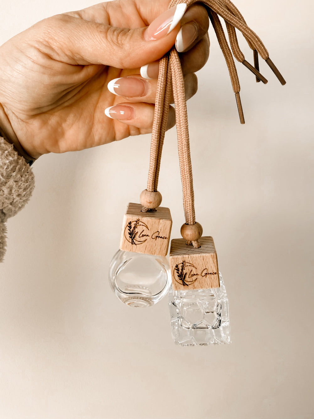 Hanging Car Diffuser - Wholesale